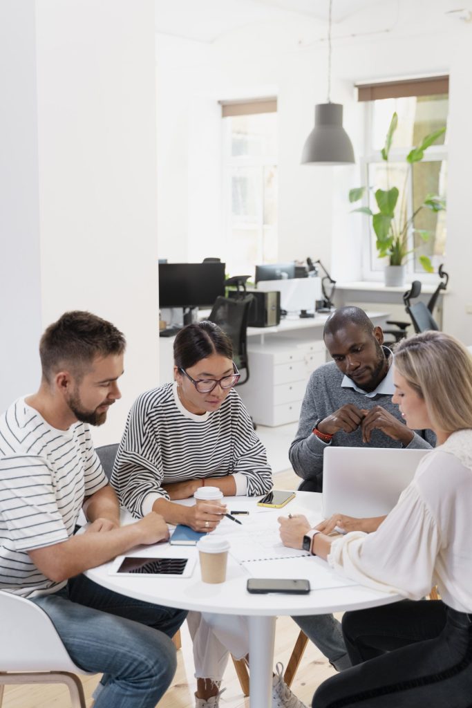 Opportunités de travail à distance et postes flexibles